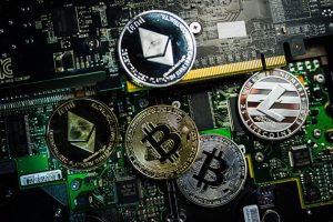 Подробнее о статье Binance с 8 февраля временно остановит транзакции в долларах